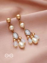 The Foggy Sky- Golden Pearl Earrings