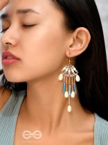 Star Gazing- Golden Pearl Earrings