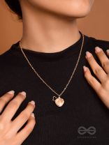 The Beach Romance- Golden Embellished Necklace