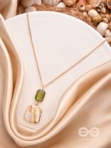 The Sea Goddess- Golden Shell Necklace