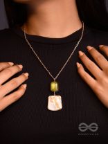 The Sea Goddess- Golden Shell Necklace