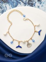 The Mermaid's Kiss- Golden Pearl Bracelet