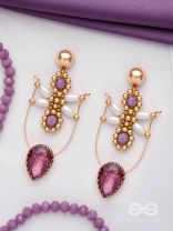 The Glam Goddess- Golden Pearl Earrings