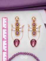 The Glam Goddess- Golden Pearl Earrings