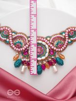 ANUTTARA - THE UNMATCHED - STONES, SEQUINS AND GLASS BEADS EMBROIDED NECKLACE