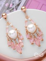 PRETTY PEARL POP  - CLASSIC DROP EARRINGS