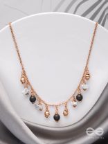 The Graceful Gleam - Casual And Minimal Neckpiece With Anti-Tarnish Coating 