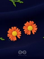 FORGET-ME-NOT - CASUAL STUD EARRINGS (ORANGE)