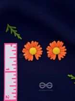 FORGET-ME-NOT - CASUAL STUD EARRINGS (ORANGE)