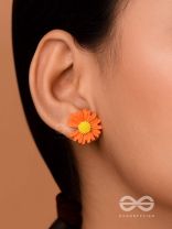 FORGET-ME-NOT - CASUAL STUD EARRINGS (ORANGE)
