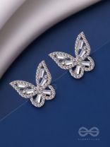 TWILIGHT FLUTTERBEAMS - SILVER SPARKLING STUDS