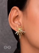 SPARKLING CRACKER - STATEMENT GOLDEN STUDS