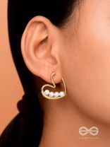 LOVE YOU STILL - GOLDEN PEARL STUDS