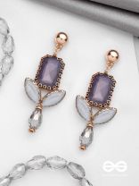 THE WHISPERED SKIES- STATEMENT DROP EARRINGS