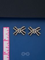 KNOTTY & NICE - GOLDEN ENAMELLED STUDS (BLACK)
