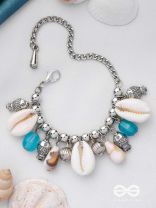 SEA'S TEMPTATIONS - OXIDISED EMBELLISHED BRACELET