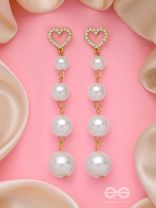 THE DRIPPIN HEARTS - GOLDEN EMBELLISHED EARRINGS