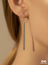 THE LUXURY DIMENSIONS - CLASSIC SILVER EARRINGS