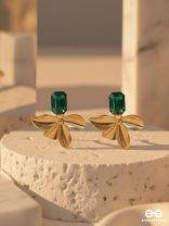EMERALD DREAMS - GOLDEN EMBELLISHED EARRINGS