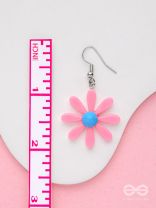 Bloom In Style - Elegant Acrylic Earrings (Pink)
