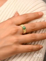 Gilded Matcha Elegance - Golden Beaded Ring (Adjustable)