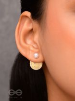 Victorian Rush - Golden Pearl Ear Jackets
