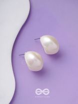 Groovy Arcs - Holographic Acrylic Earrings (White)