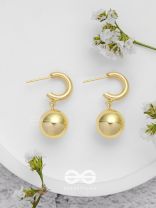 Luxurious Essence - Elegant  Golden Earrings