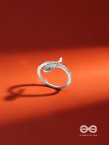 The Artisan Leaf - Cubic Zirconia Silver Ring