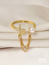 Cross My Heart - Golden Cubic Zirconia Ring (Adjustable)