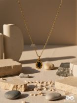 MIDNIGHT AURA - STAINLESS STEEL ANTI-TARNISH OVAL STONE PENDANT NECKLACE