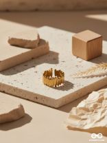 SHINY TERRAIN - STAINLESS STEEL SCULPTED ANTI-TARNISH GOLDEN RING