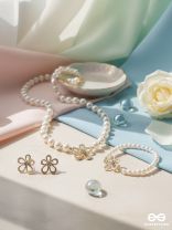 BLOSSOM PEARL – DELICATE BEAUTY IN EVERY DETAIL SET WITH NECKPIECE, EARRINGS AND BRACELET