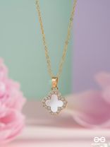 Mystic Clover - Crystal Embellished 2-in-1 Pendant (Black and White)