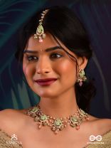 MADHURIMA - SWEET ELEGANCE - HANDCRAFTED HERITAGE KUNDAN MAANGTIKA WITH GOLDEN POLKI AND GEM DROPS