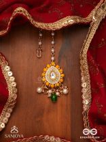 KANAKSHOBHA - GOLDEN GRACE- TRADITIONAL KUNDAN MAANGTIKA WITH BEADS AND PEARLS