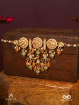 RAGTANIKA - COLORED COMPOSITION- HERITAGE STYLE KUNDAN NECKPIECE WITH PEARLS AND BEADS