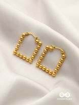 AURELIA HOOPS – MINIMAL YET ELEGANT GOLD GEOMETRIC STAINLESS STEEL HOOPS