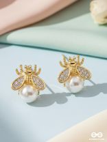 BEE BLOOM-  CHARMING BEE STUDS WITH DAINTY PEARL
