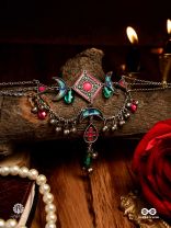 MOONFESTA - ETHNIC CRESCENT NECKLACE