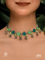 MINTY HEARTS  –  GREEN ENAMEL HEART CHOKER
