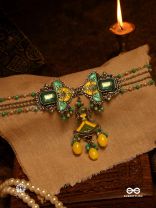 TROPIC TWINES  –  GREEN GEM MULTILAYERED NECKLACE