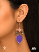 BELL BLOSSOM – ENAMELLED DUAL-TONE EARRINGS WITH GHUNGROOS