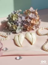 HONEY HEART –  WHITE ENAMEL HEART STUDS WITH GOLD TOUCH