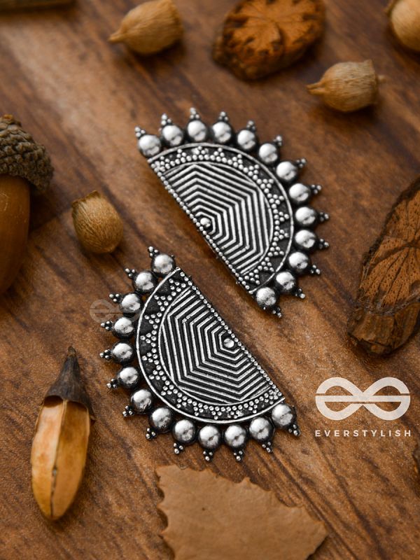 The Geometric Eclipsed Sun - Oxidised Boho Studs