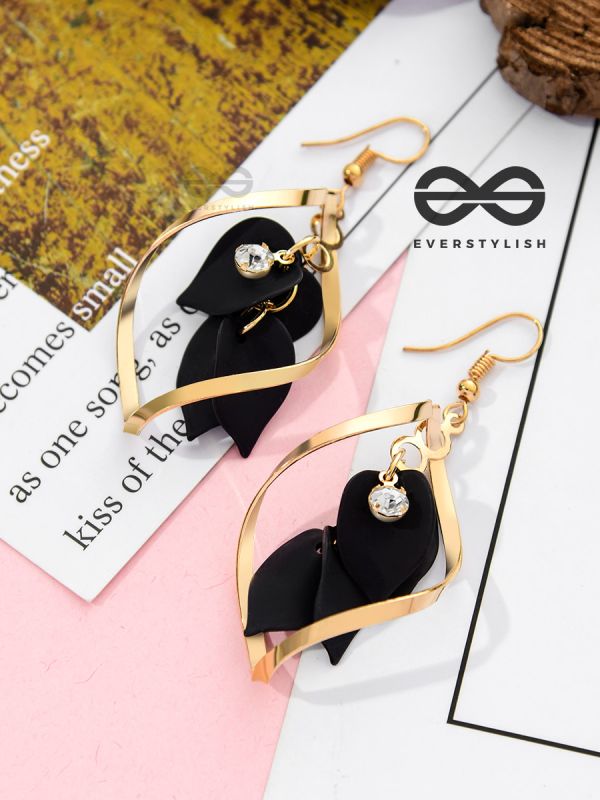 The Petals in a Twist (Black) - Golden Casual Danglers