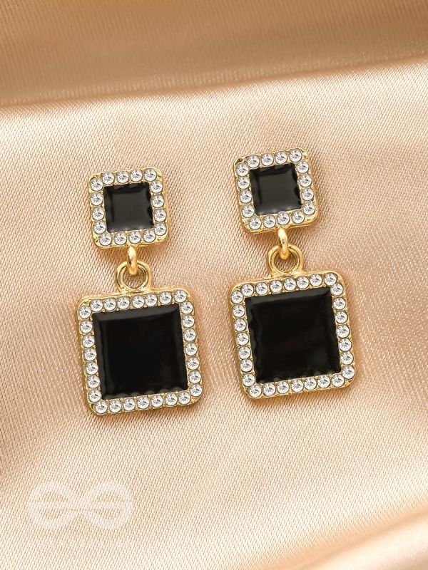 "Alluringly Chic" - Golden Statement Danglers