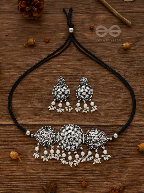 The Intricate Epitome - Embellished Oxidised Set of Choker and Earrings (White)