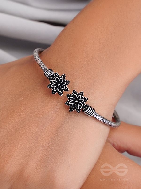 Ups-a-Daisy- Oxidised Bangle Bracelet