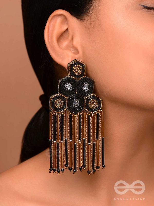 ALOKIKA - THE UNIQUE ONE- SEQUINS AND GLASS BEADS EMBROIDERED EARRINGS 